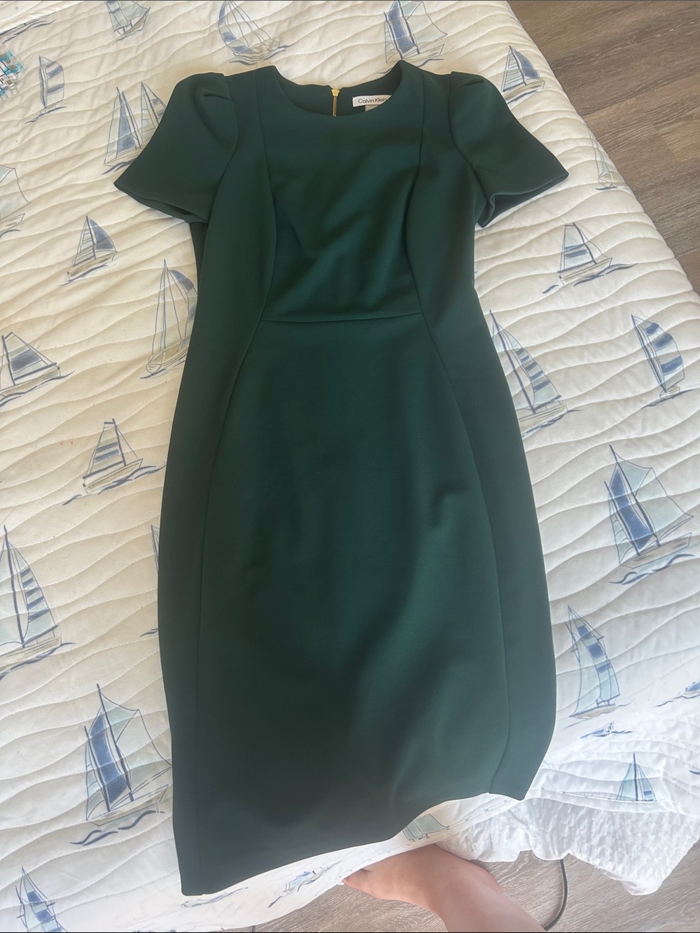 Calvin Klein Dark Green Short-Sleeve Sheath Dress